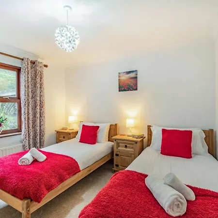 Сasa de vacaciones 2 Bed In Borrowdale 86397 *