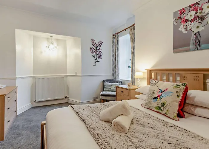 بيت للعطل 2 Bed In 86397 *